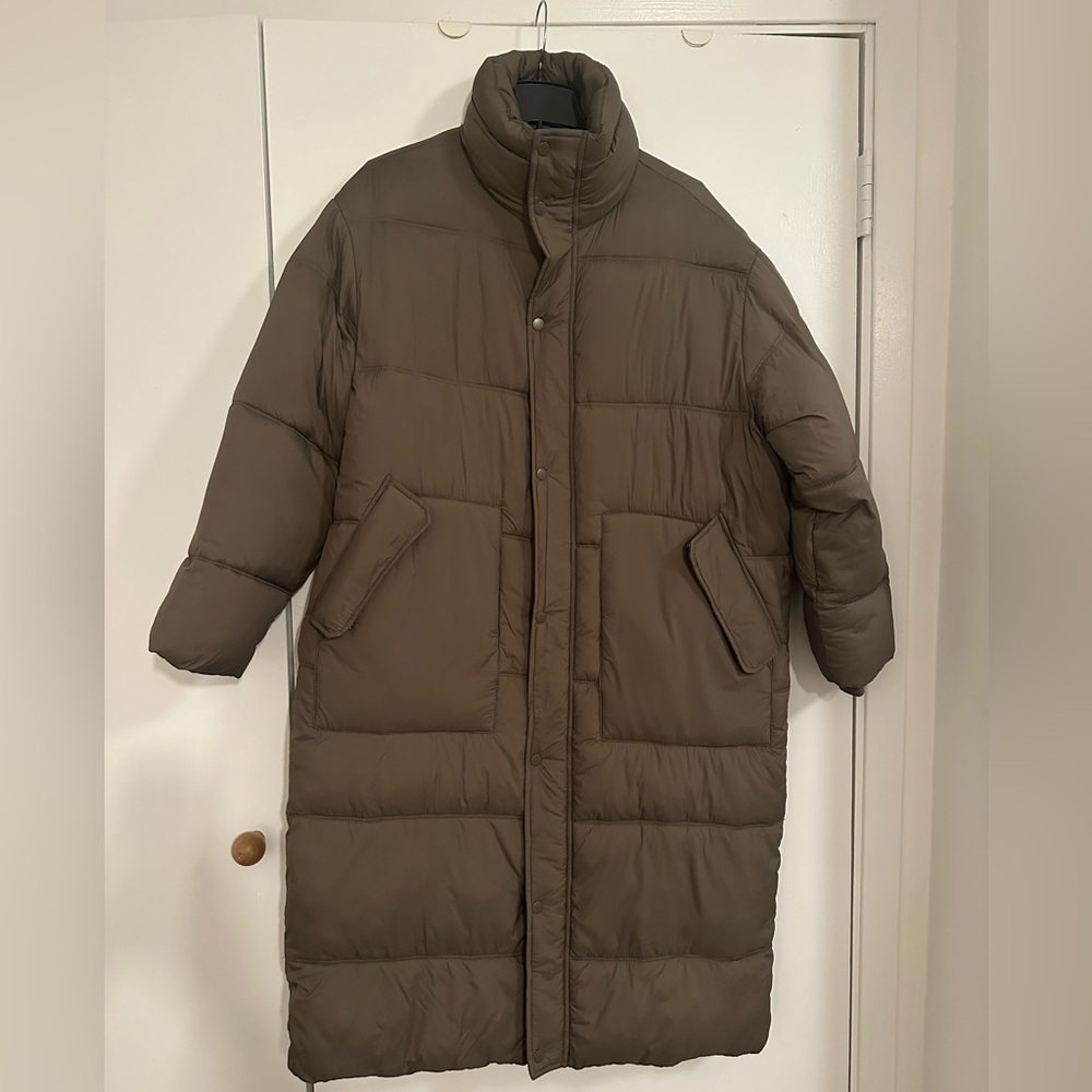 Zara oversized army long puffer. New without tags. Size small